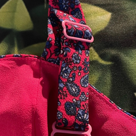 French CONNECTION Crop Tank Top in Raspberry Sorbet, Size 12, NWT - Picture 11 of 11